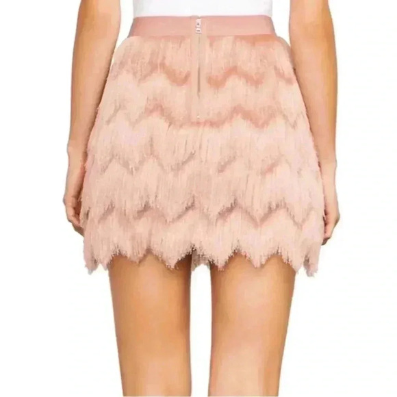 BCBGMAXAZRIA WOMEN MODIE CROCHET
FRINGE SKIRT SIZE XS - Picture 2 of 5
